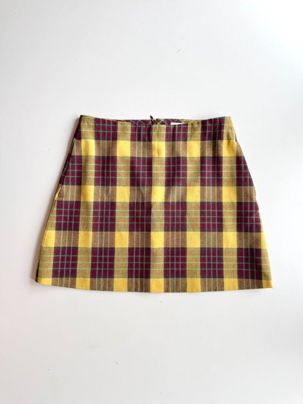 Aritzia WILFRED Renee Maroon Yellow Check Classic Mini Skirt, Size 8